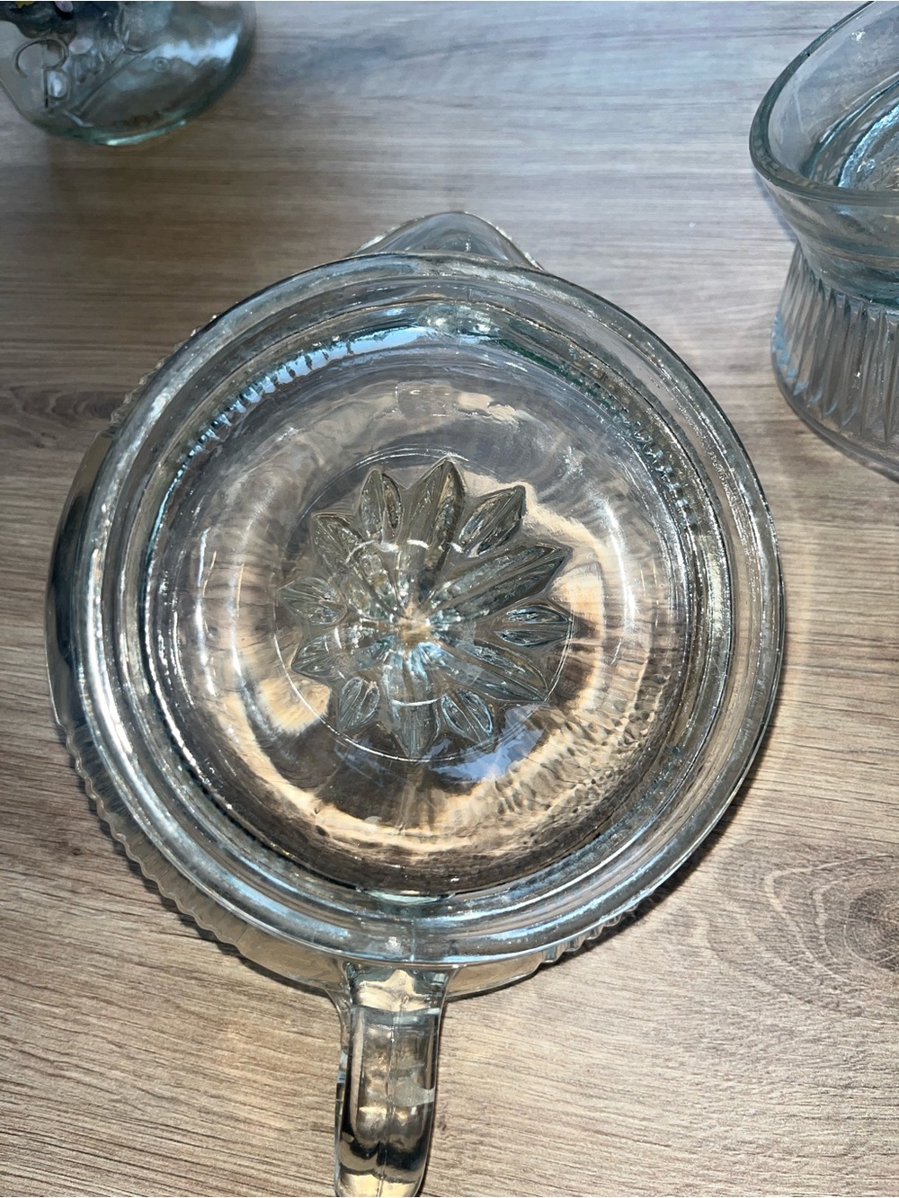Large Vintage Citrus Juicer Reamer | Depression Glass - Picture 3 of 6